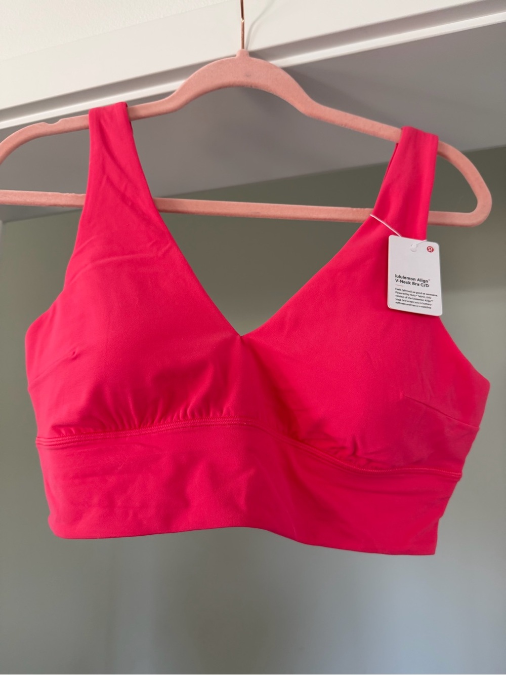 NWT lululemon Women's Align V-Neck Bra C/D
